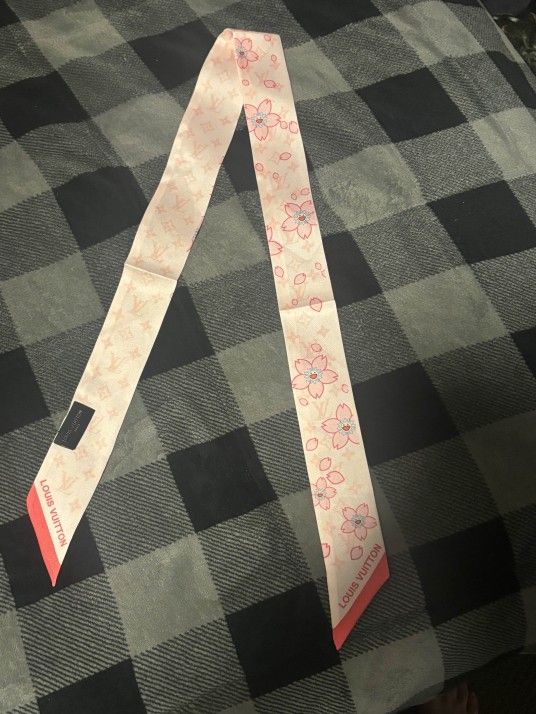 Louis Vuitton x Takashi Murakami Cherry Blossom Pink Silk Twilly Scarf 🌸