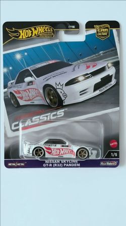 Hot Wheels Nissan Skyline GTR R32 Pandem white