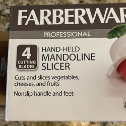 Hand-Held Mandoline Slicer