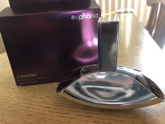 Women Calvin Klein perfume