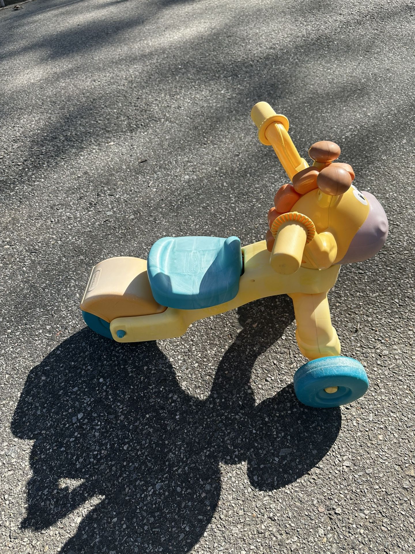 Little Tikes Go and Grow Lil’ Rollin Giraffe