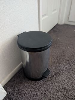 Black Plastic Step Trash Can