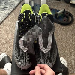 Under Armor Football Cleats 