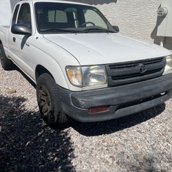 2000 Toyota Tacoma