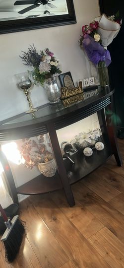Half moon table