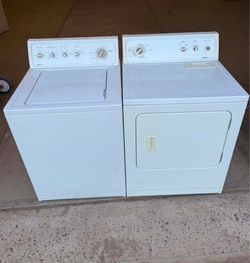 Kenmore washer and gas dryer laundry set