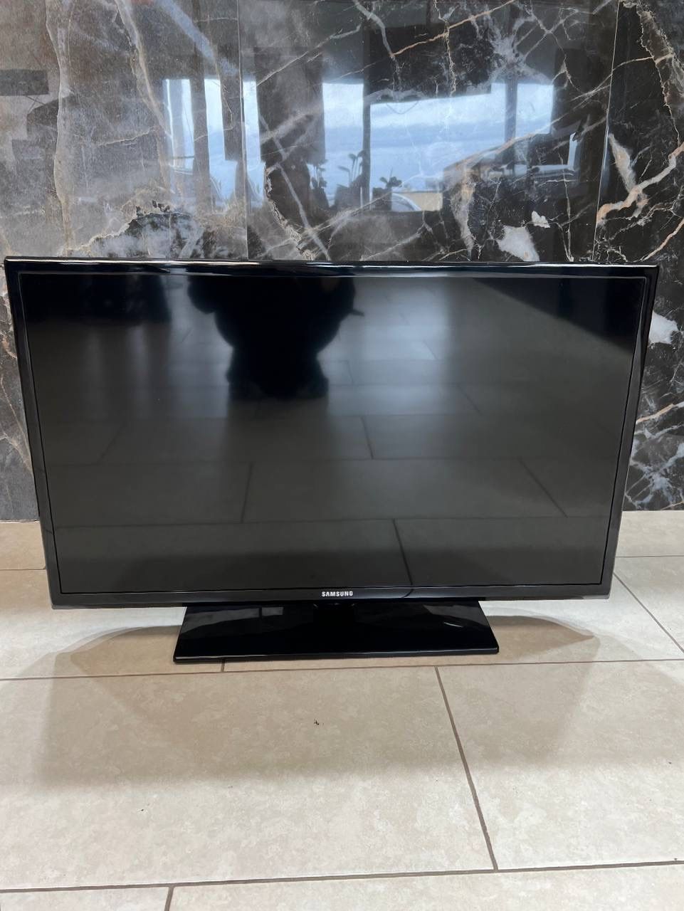 Samsung UN32EH4000 32" 720p 60Hz LED TV