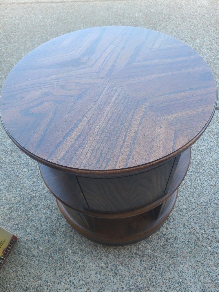 Round End Table