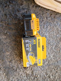 2 20volt DeWalt batteries one brand new and one was a display battery