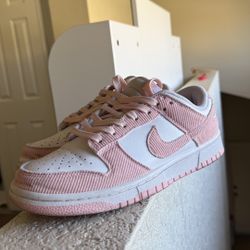 Nike Women’s Low Corduroy Dunks