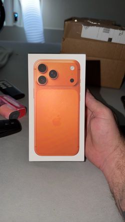 iPhone 17 pro max new in box
