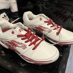 Softball Cleats size 8.5 