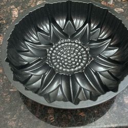 Sunflower Cake Pan