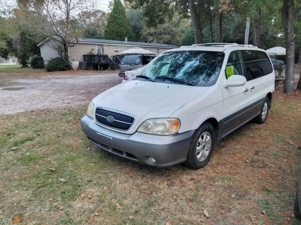 2005 KIA Sedona