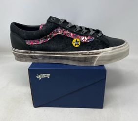 Vans Souvenir Brand New Mens size 9.5