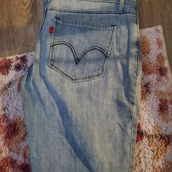 Levi's Boot Cut $5.00 Size7