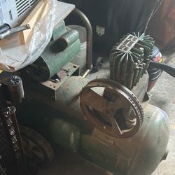 Air Compressor 