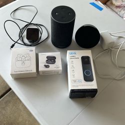 Echo / Dot Headphones Earbuds Blink