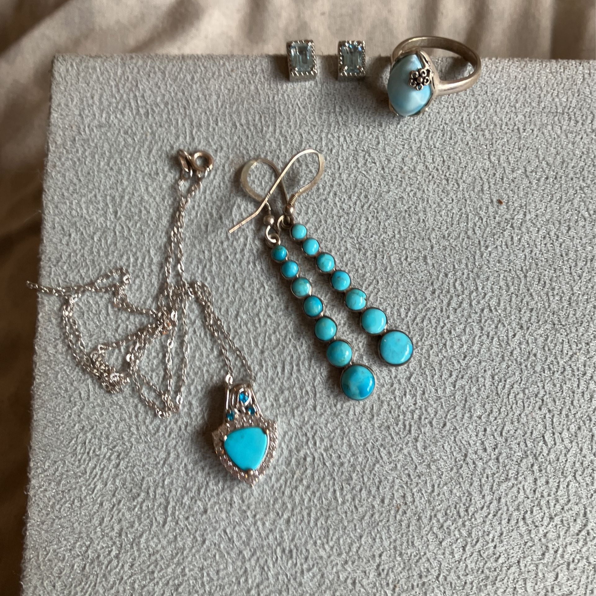 Turquoise 4 Piece Bundle
