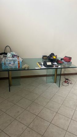 2in Thick Super Heavy Glass Table 