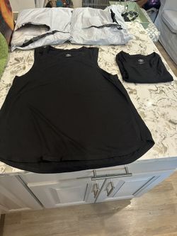 Women’s Athletic Works Tank Tops Pair