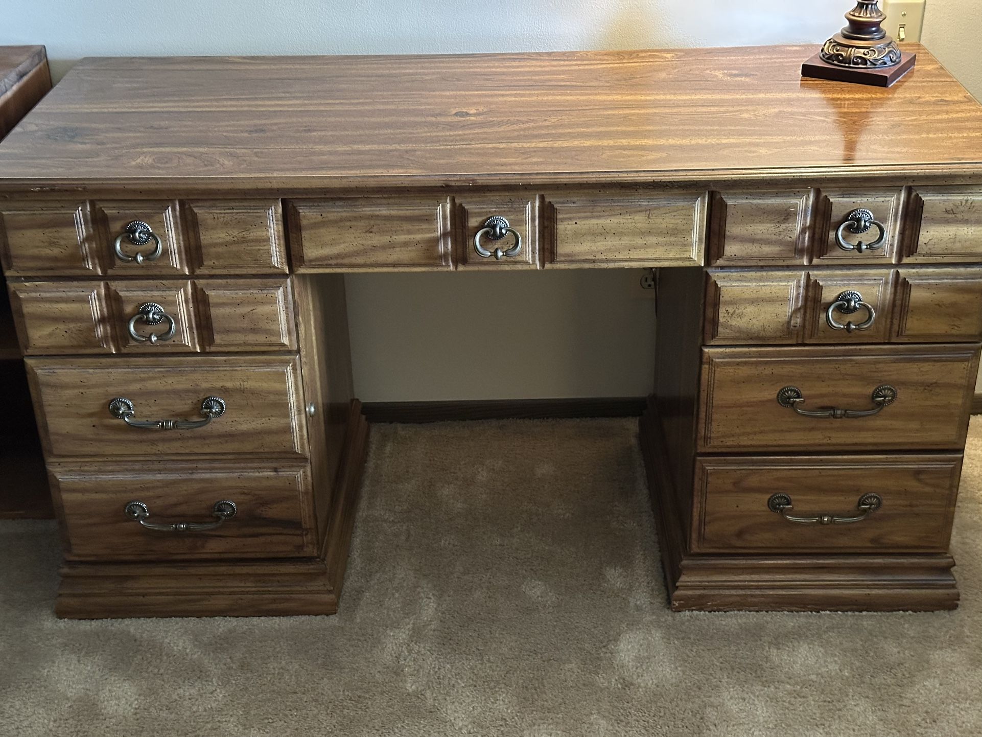Desk For Sale. Perfect Condition