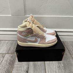 Air Jordan 1 High pink size 1.5y