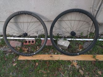Specialized Roval c38 disc brake wheelset