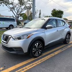 NISSAN Kicks Sv 2019