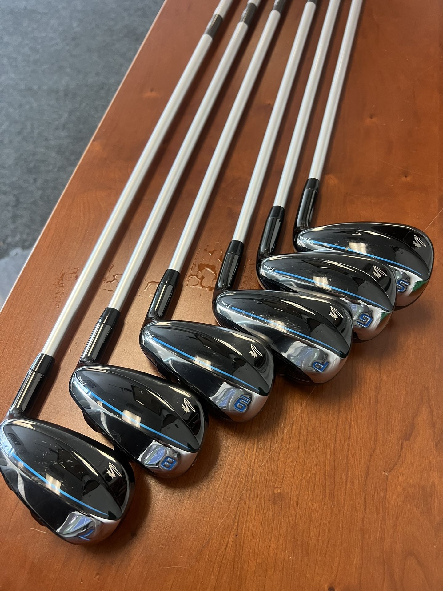 Lady Golf Clubs Cobra Irons
