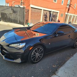 2017 toyota GR86 clean title