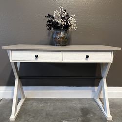 Beautiful desk -vanity