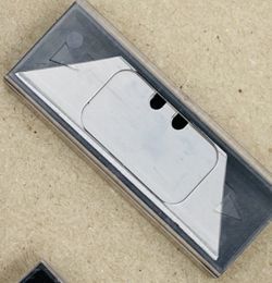 $15 for 20 sets (200pcs) high hardness 2.5" DRYWALL UTILITY BLADES * blades provide the durability needed to keep cutting through a variety of appli