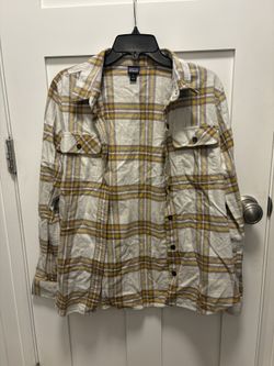 Women's Long-Sleeved Organic Cotton Midweight Fjord Flannel Shirt Style # 42405 size Meduim