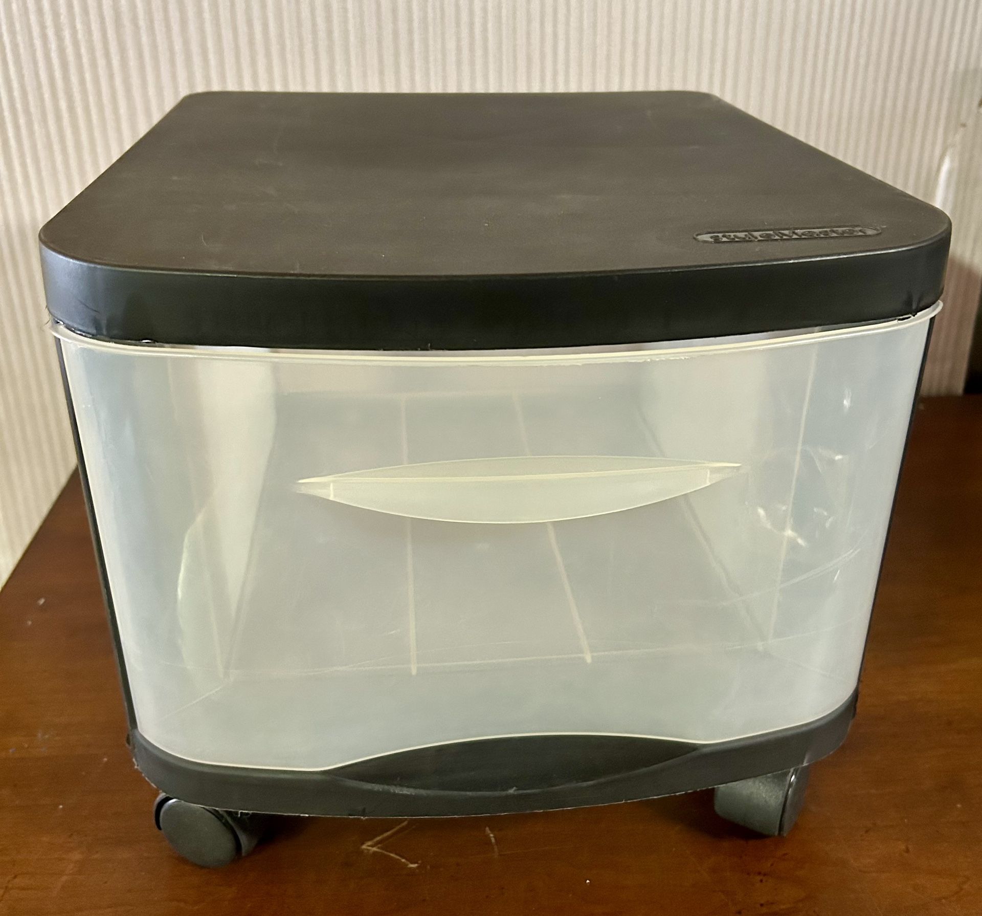 Plastic Drawer - on Wheels