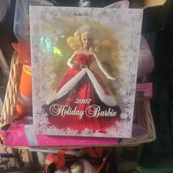 2007 Holiday Barbie