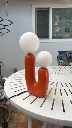 Set of 2 art deco like new lamps