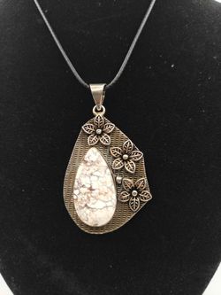 Handmade Boho Crystal Pendant Necklace