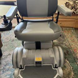 Like New Electric wheelchair