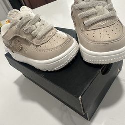 Nike shoes