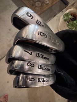 Wilson Golf Iron Set 5–9
