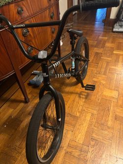 Haro Leucadia BMX bike