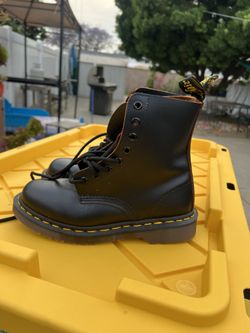 Doc Martens Boots