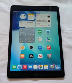VERY Nice APPLE iPad 9 10.2 inch 64GB WIFI PLUS 4G CELLULAR UNLOCKED