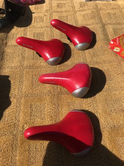 Schwinn bicycle seats 6$ each