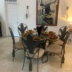Dining Table And 6 Chairs 