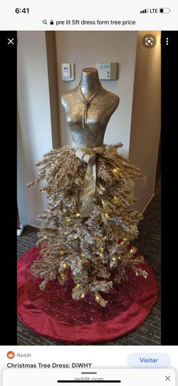 Christmas Dress Tree
