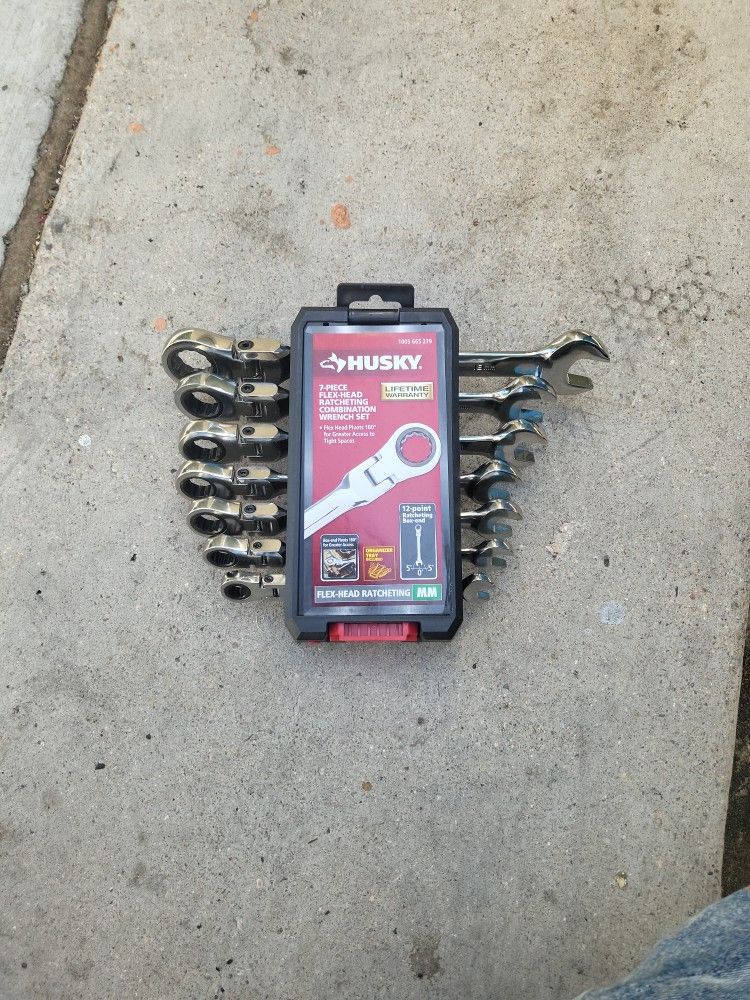 Husky 7Piece FlexHead Ratcheting Combination Wrench Set for Sale in