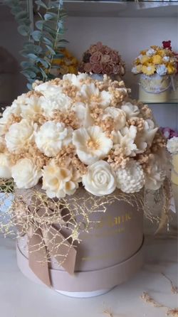Flower candles