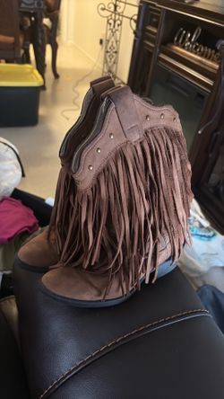 Little girls cowgirl boots